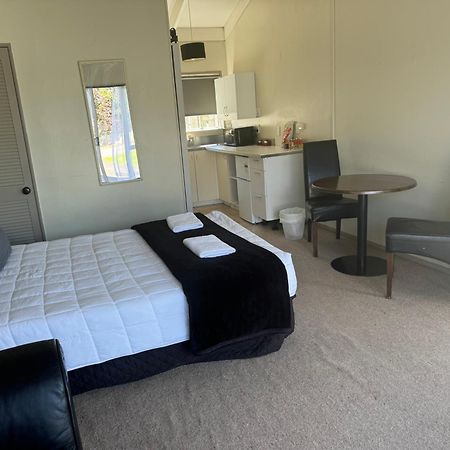 Fountain Court Motel Tauranga Exteriör bild