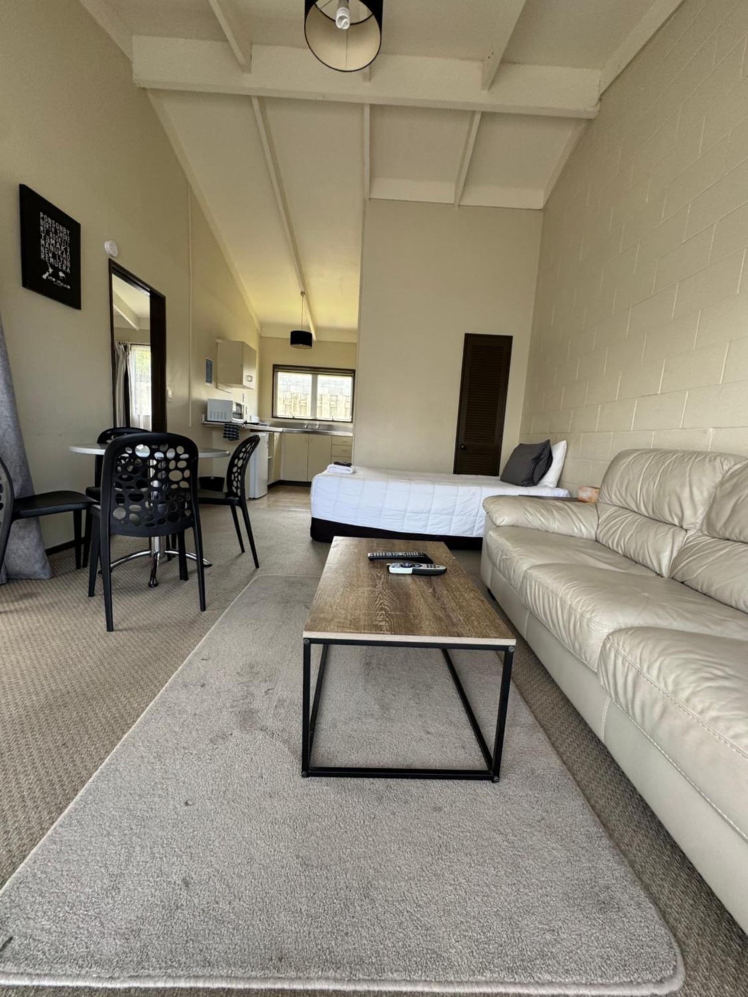 Fountain Court Motel Tauranga Exteriör bild