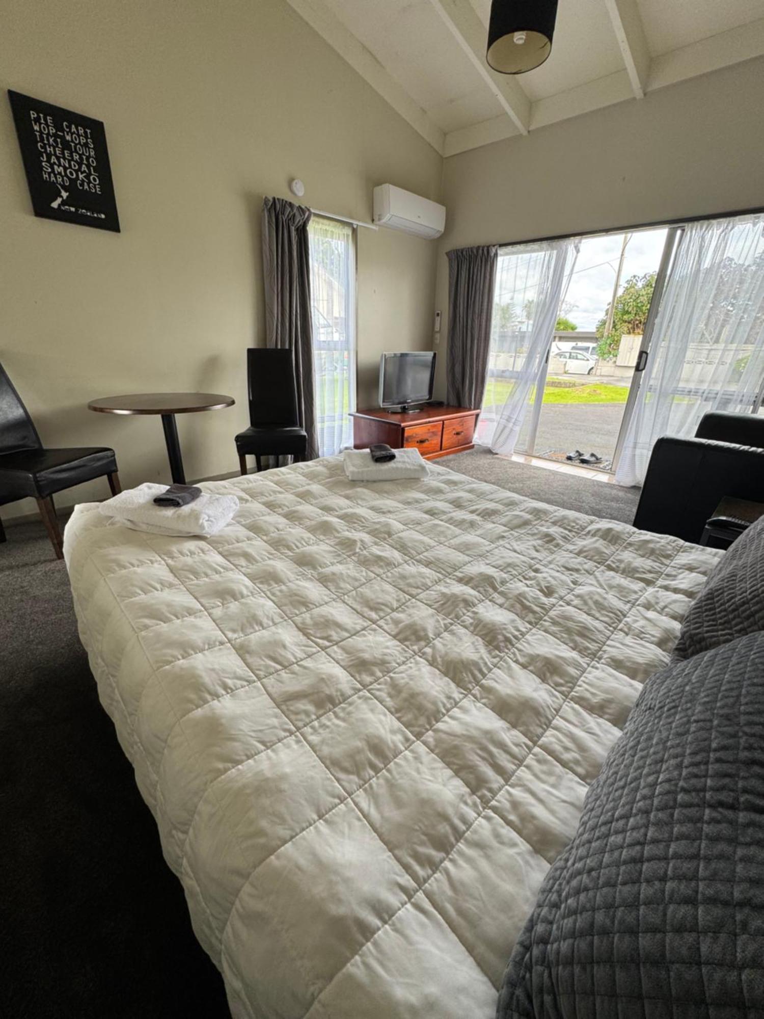 Fountain Court Motel Tauranga Exteriör bild